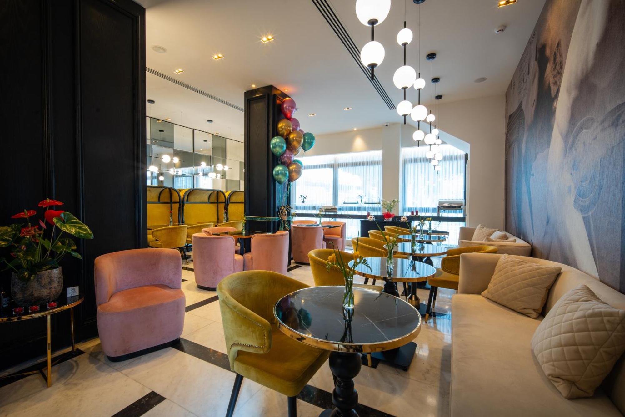 Gate Twenty Two Boutique Hotel Nicosia Exterior photo